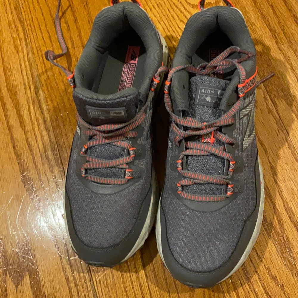 New New Balance Cushioning Comfort Sz 9M